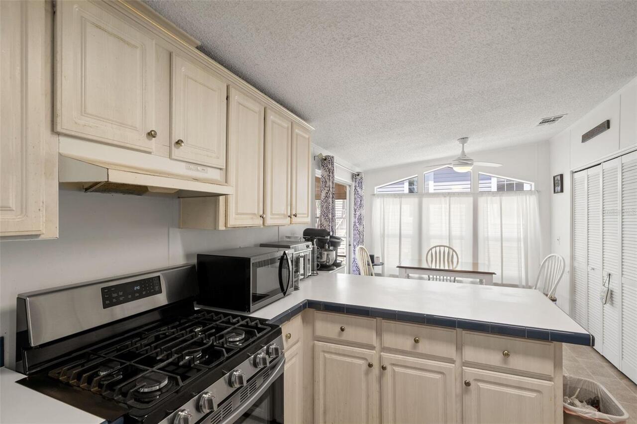Listing Photo 14
