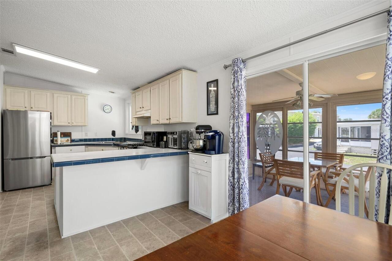 Listing Photo 16