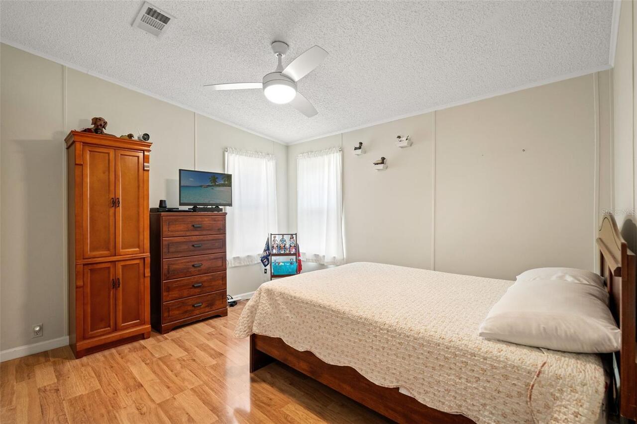 Listing Photo 24