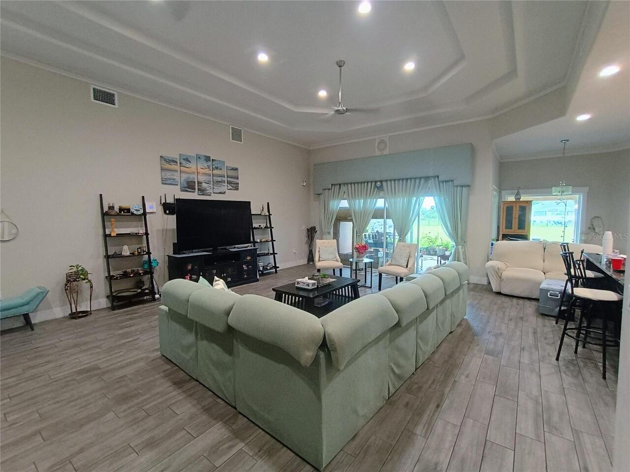 Listing Photo 19