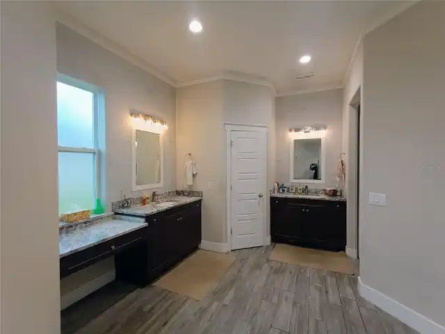 Listing Photo 42