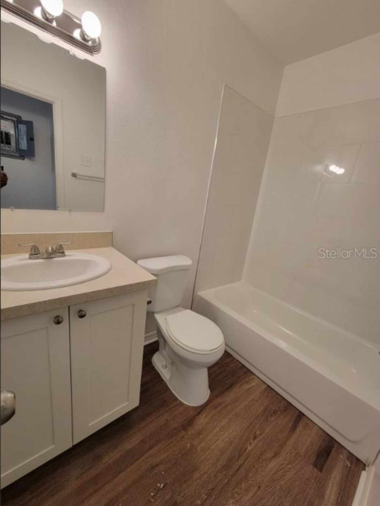 Listing Photo 7