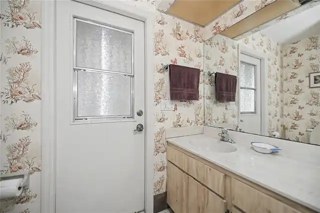 Listing Photo 30