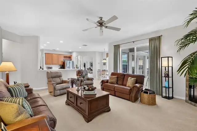 Listing Photo 15