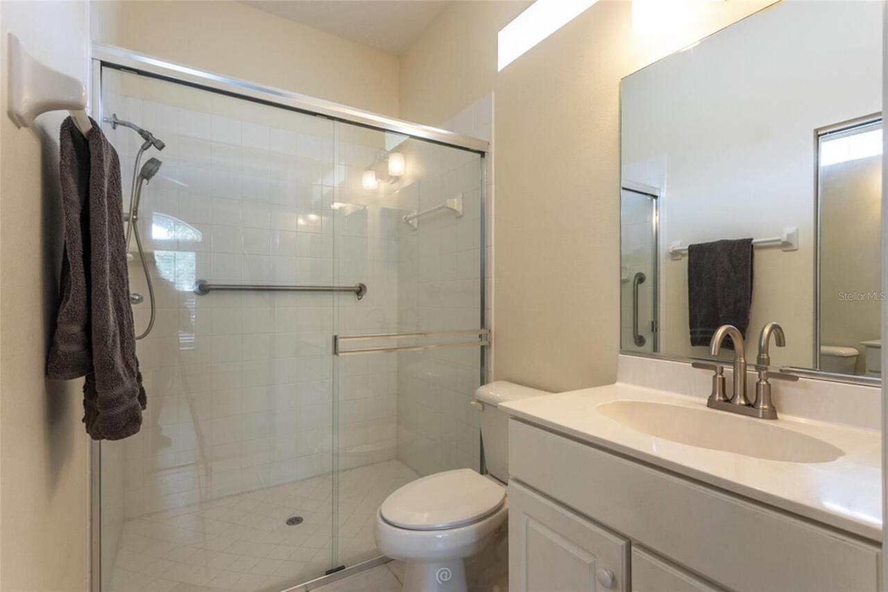 Listing Photo 18