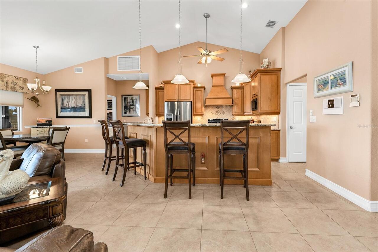 Listing Photo 10