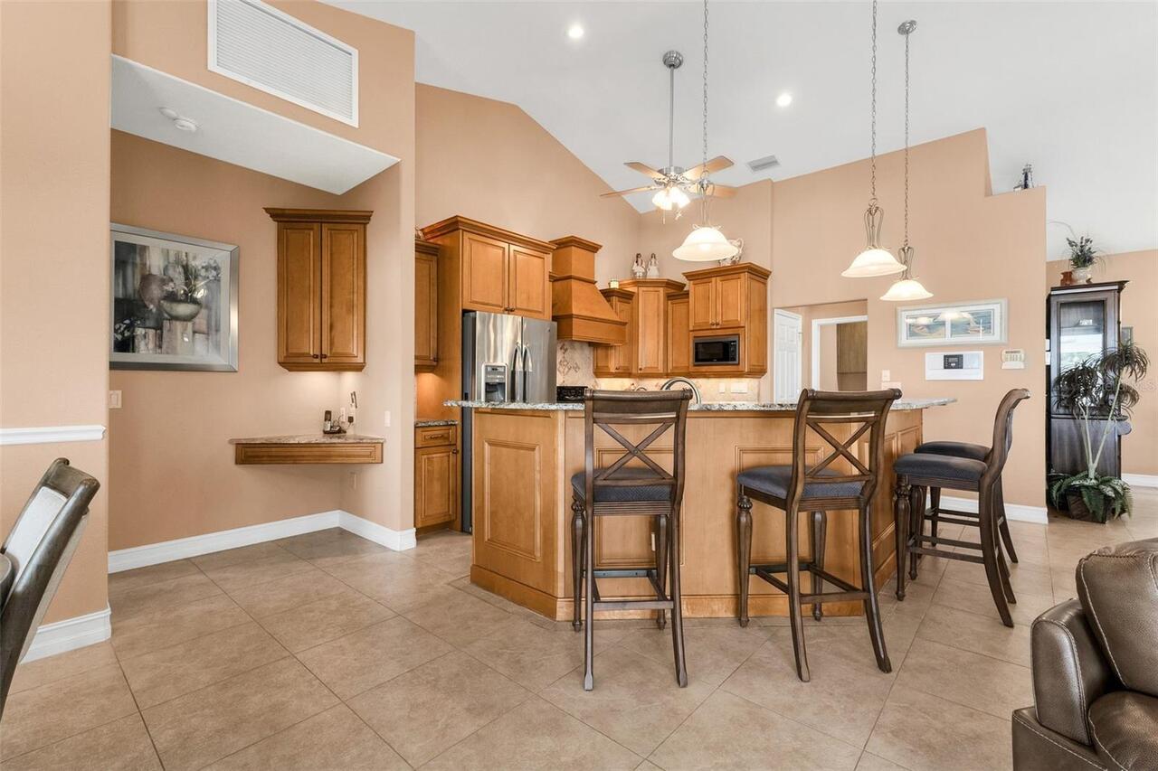 Listing Photo 17