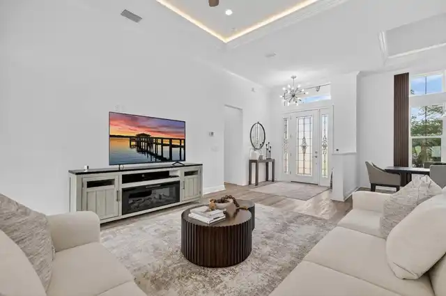Listing Photo 10