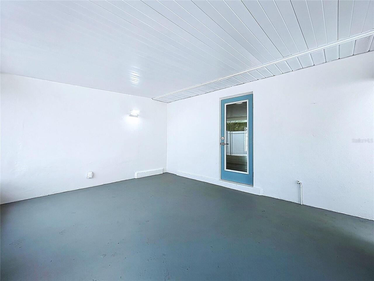 Listing Photo 33