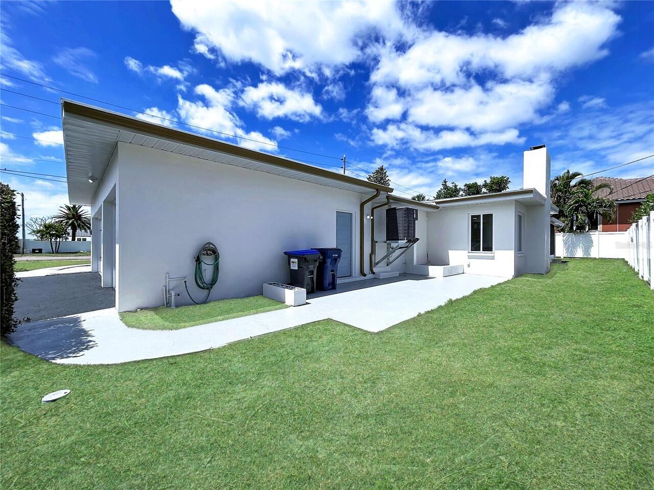 Listing Photo 17