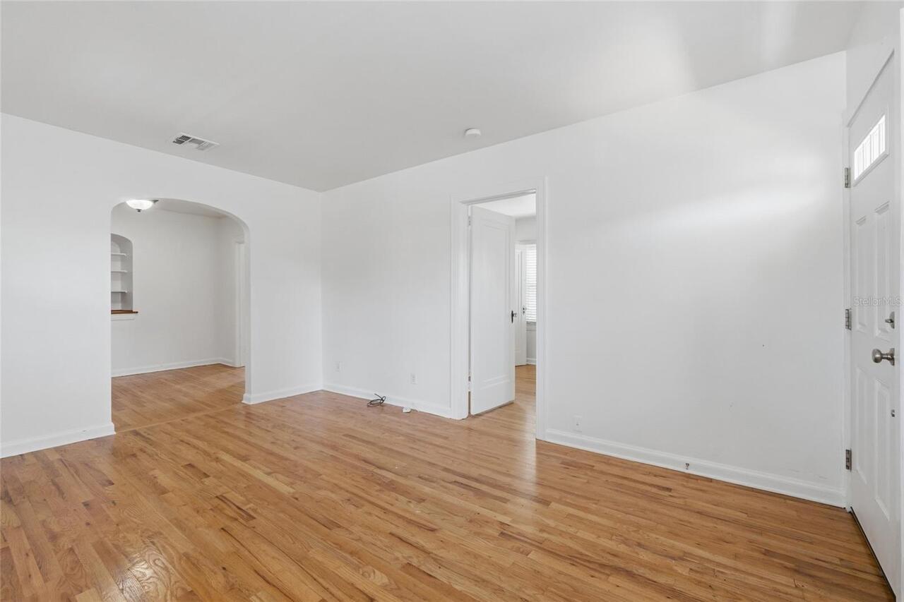 Listing Photo 9
