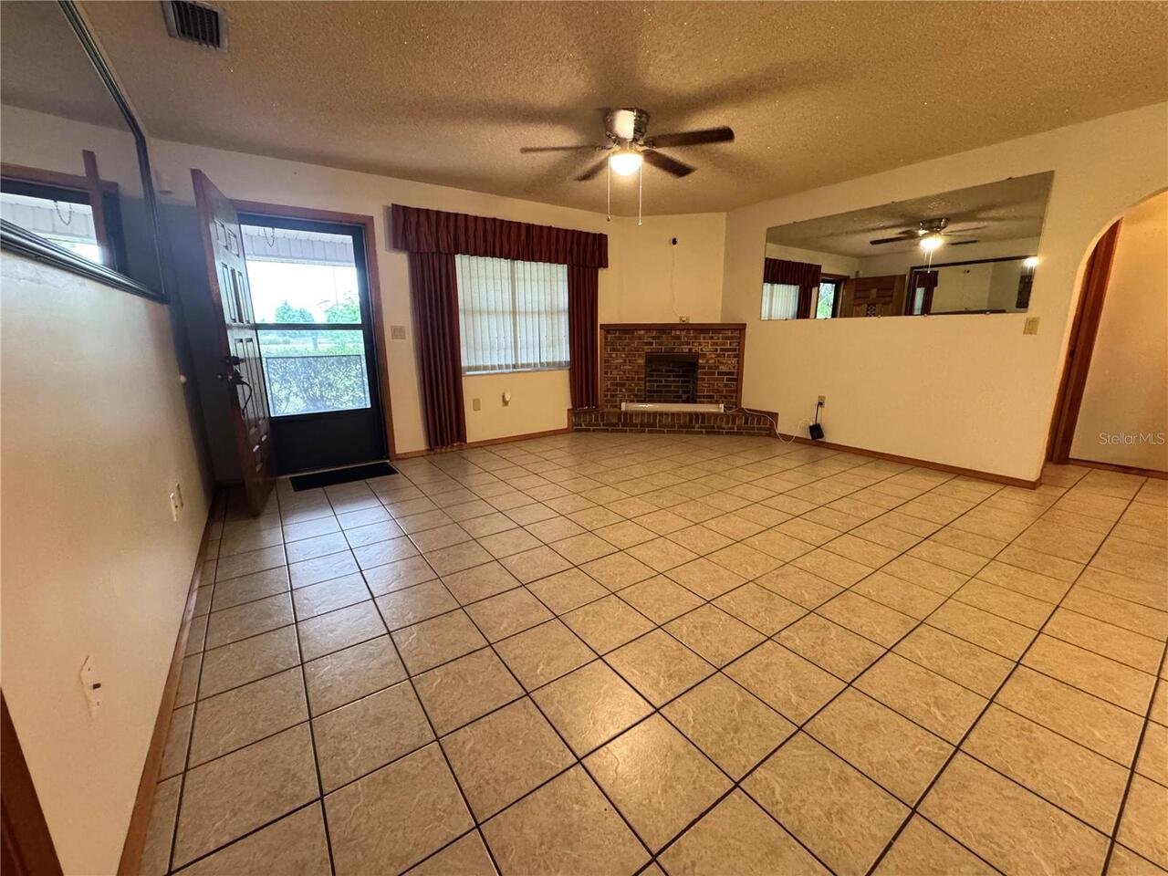Listing Photo 18