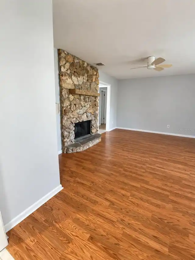 Listing Photo 33