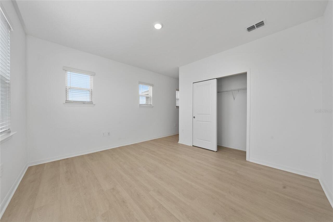 Listing Photo 24