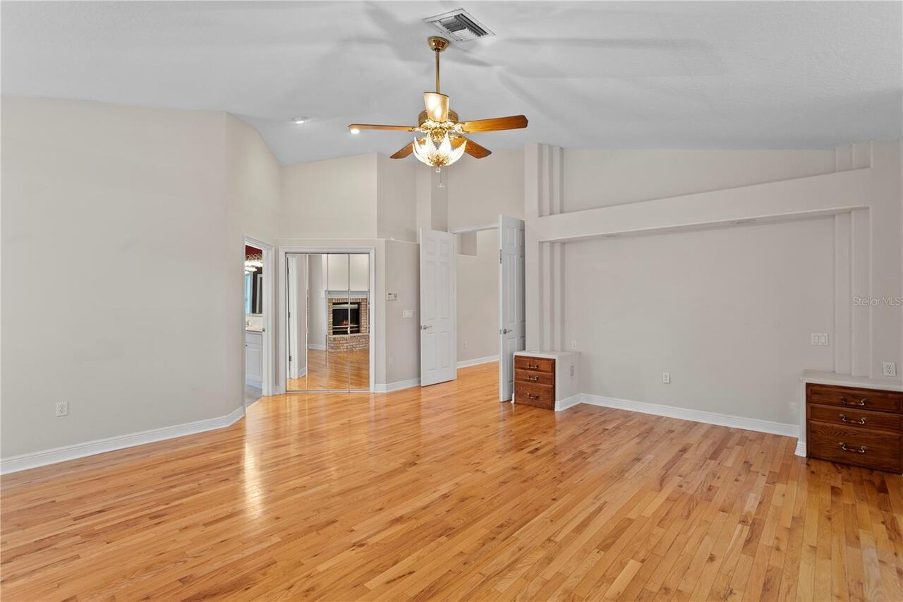 Listing Photo 38