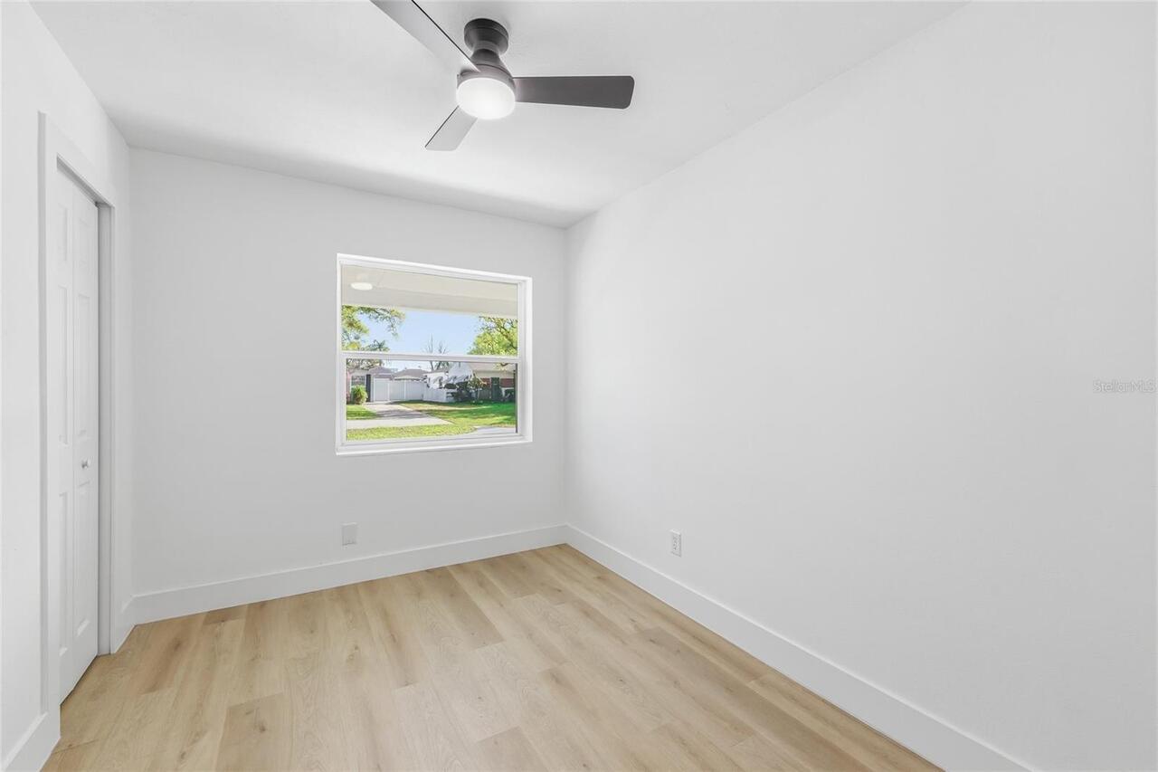 Listing Photo 24