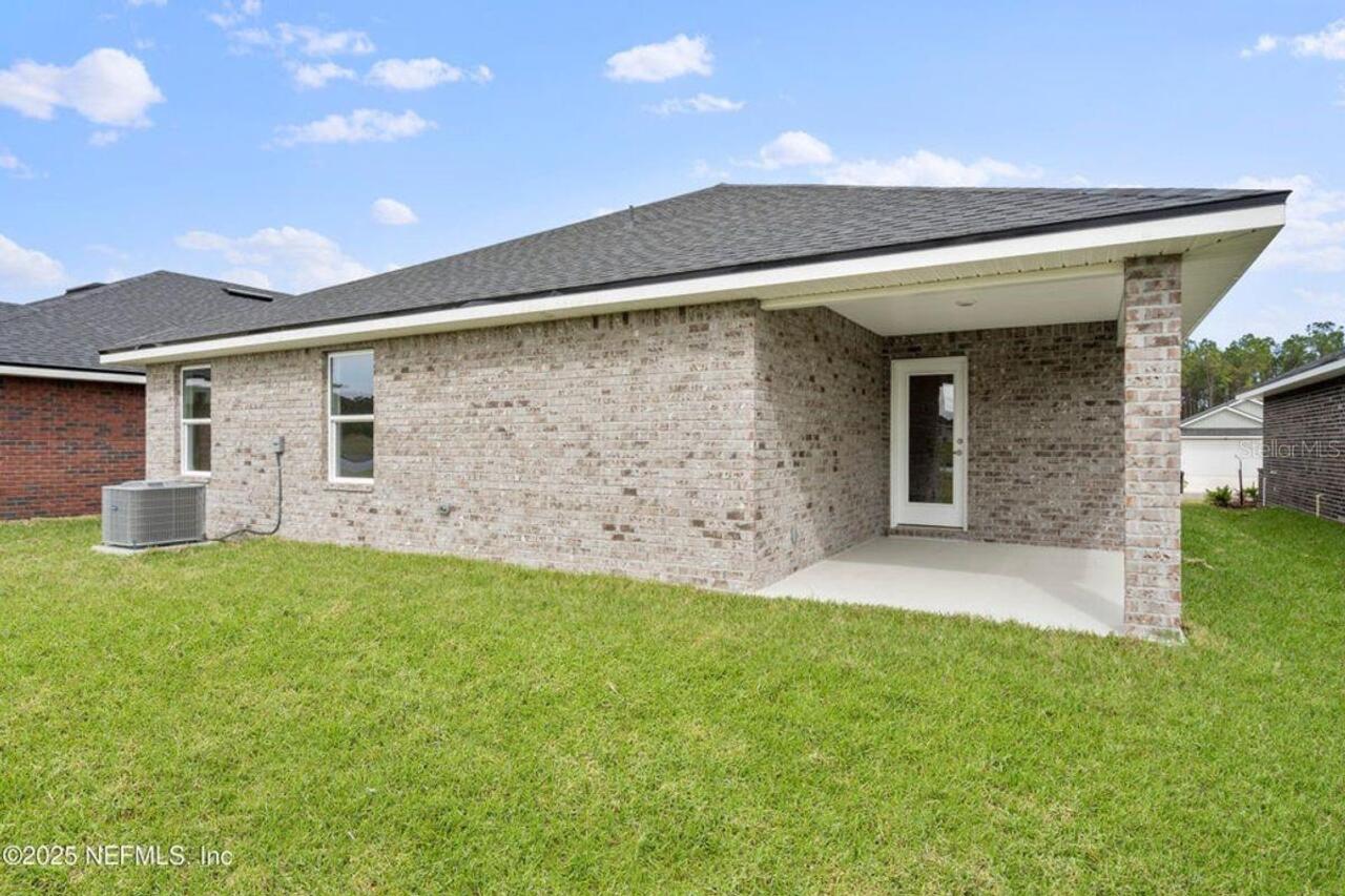Listing Photo 15