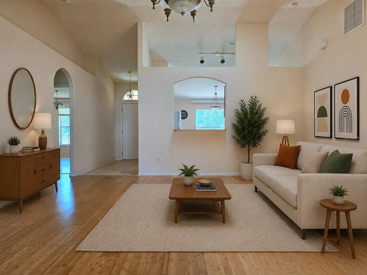 Listing Photo 8