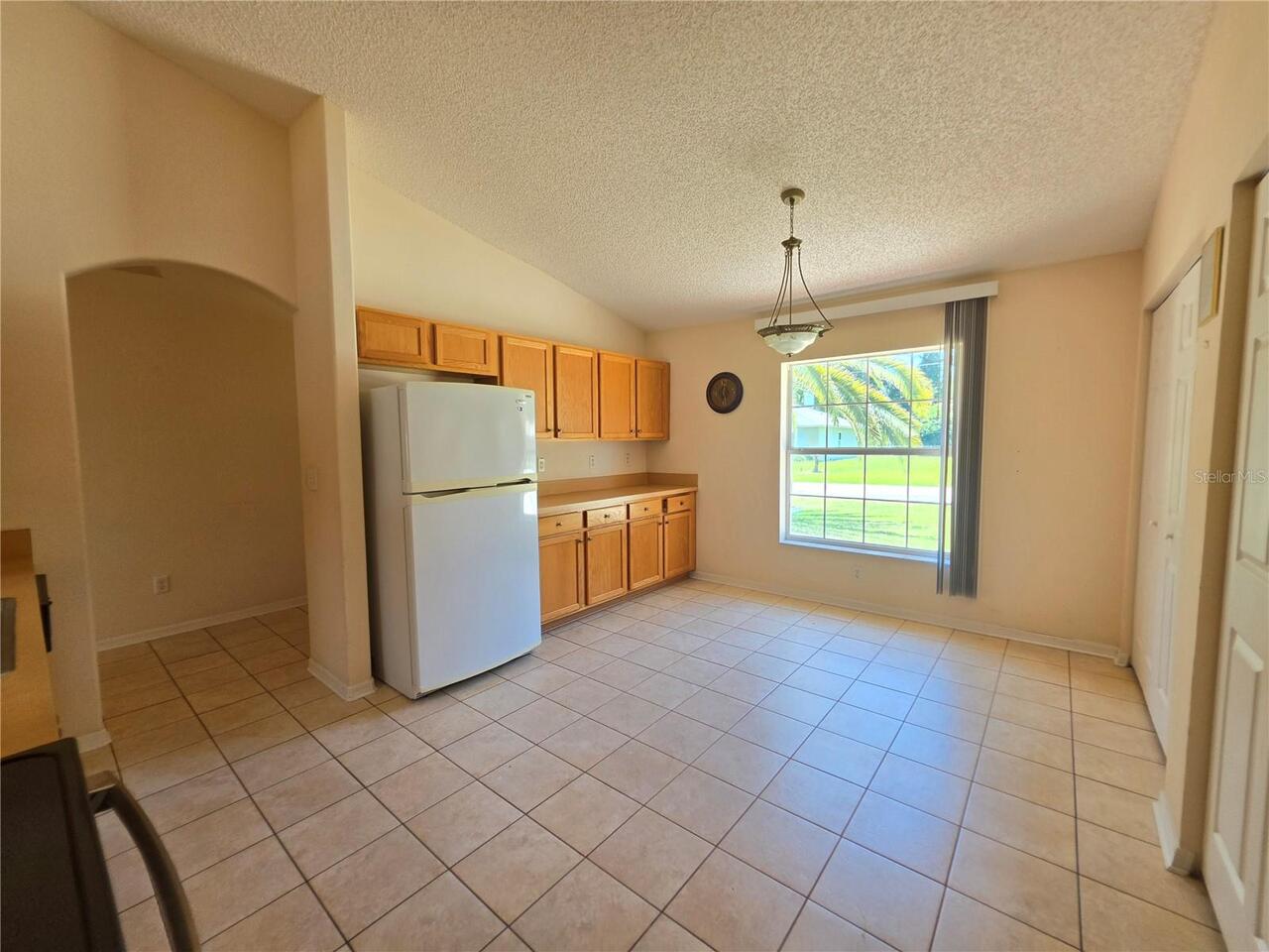 Listing Photo 14