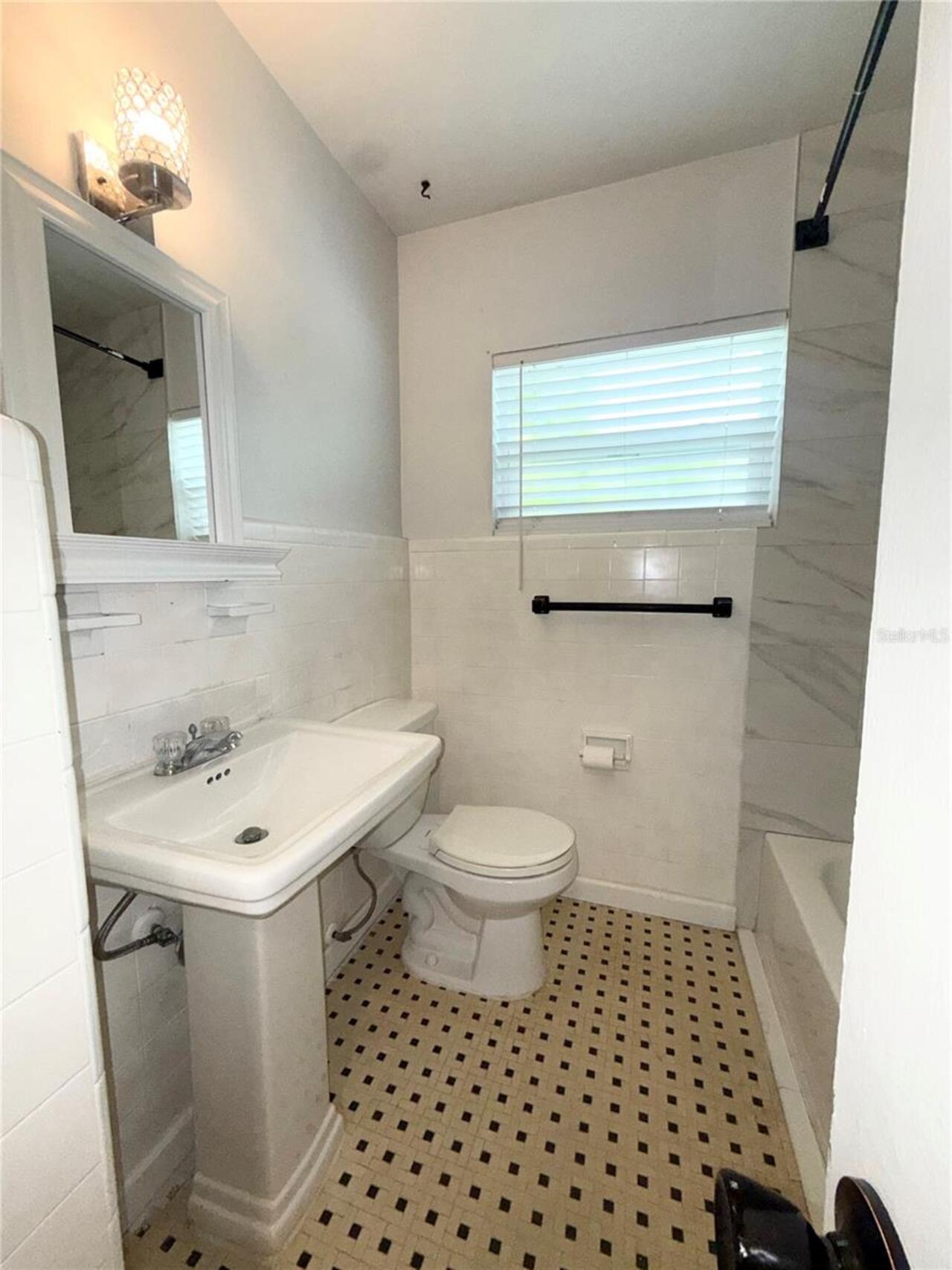 Listing Photo 15