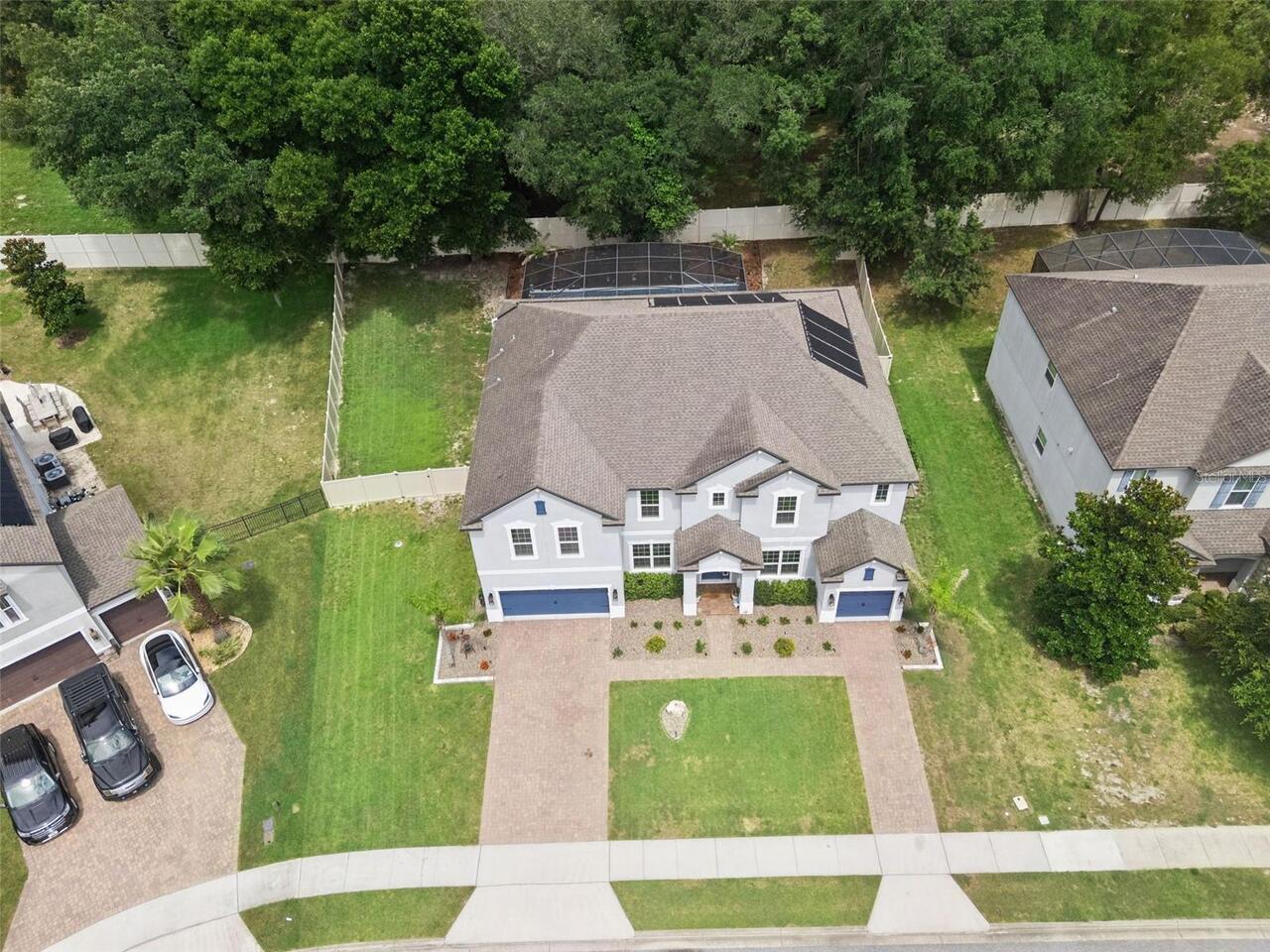 Listing Photo 10