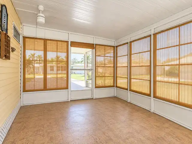 Listing Photo 28