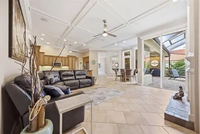 Listing Photo 15