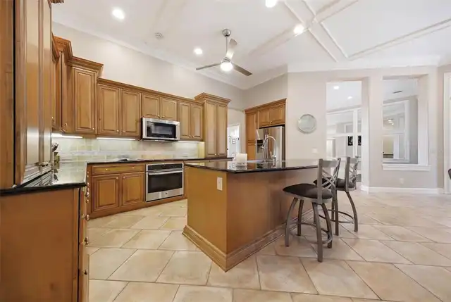 Listing Photo 17