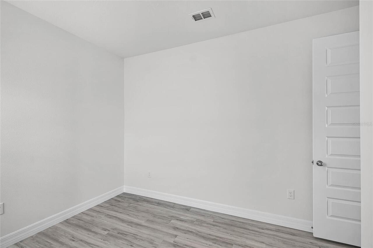 Listing Photo 26