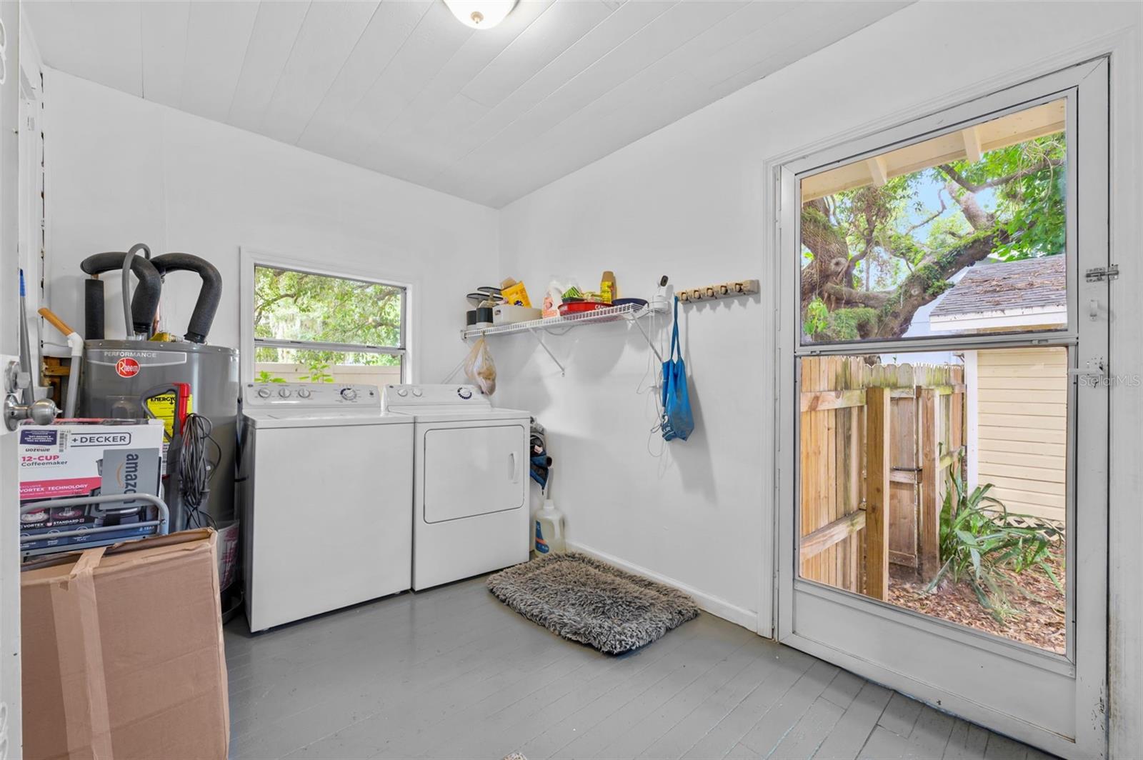 Listing Photo 10