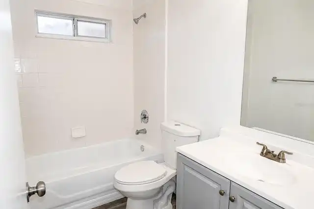 Listing Photo 19