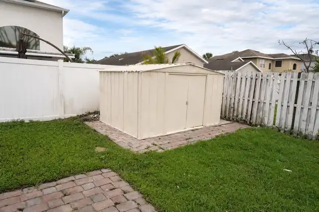 Listing Photo 22