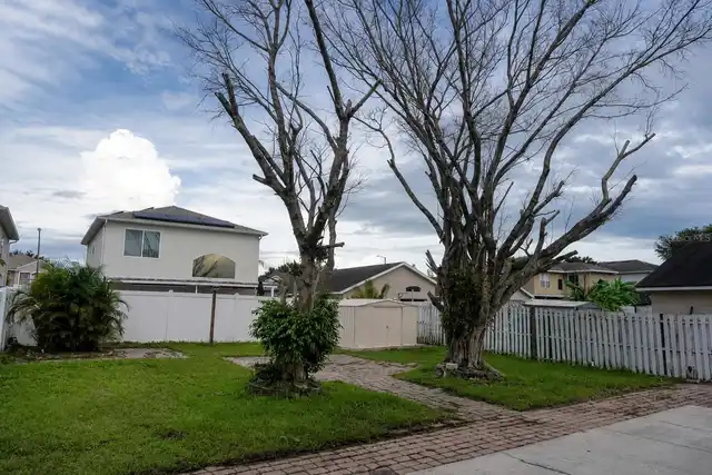 Listing Photo 23
