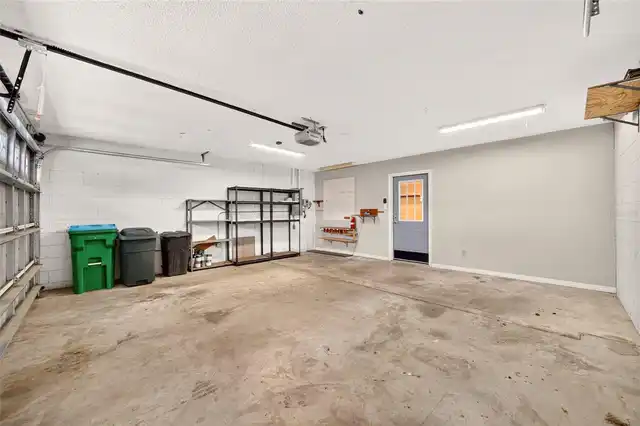 Listing Photo 18