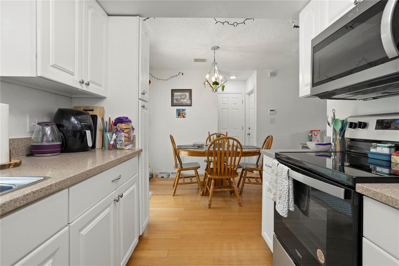 Listing Photo 10