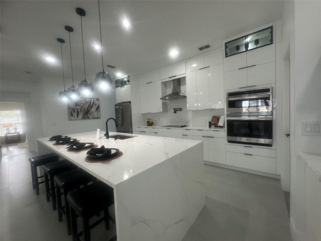 Listing Photo 16