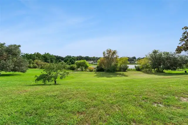 Listing Photo 29