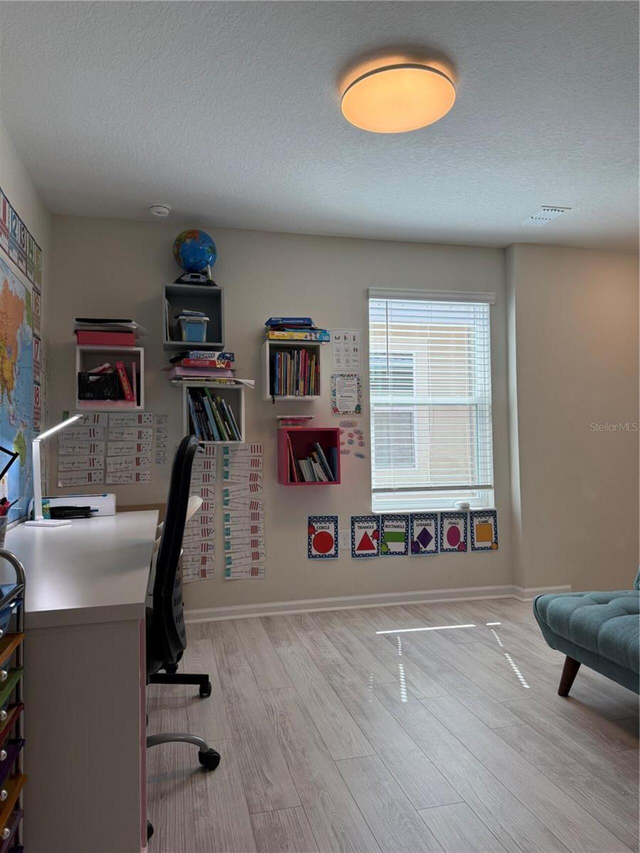 Listing Photo 12