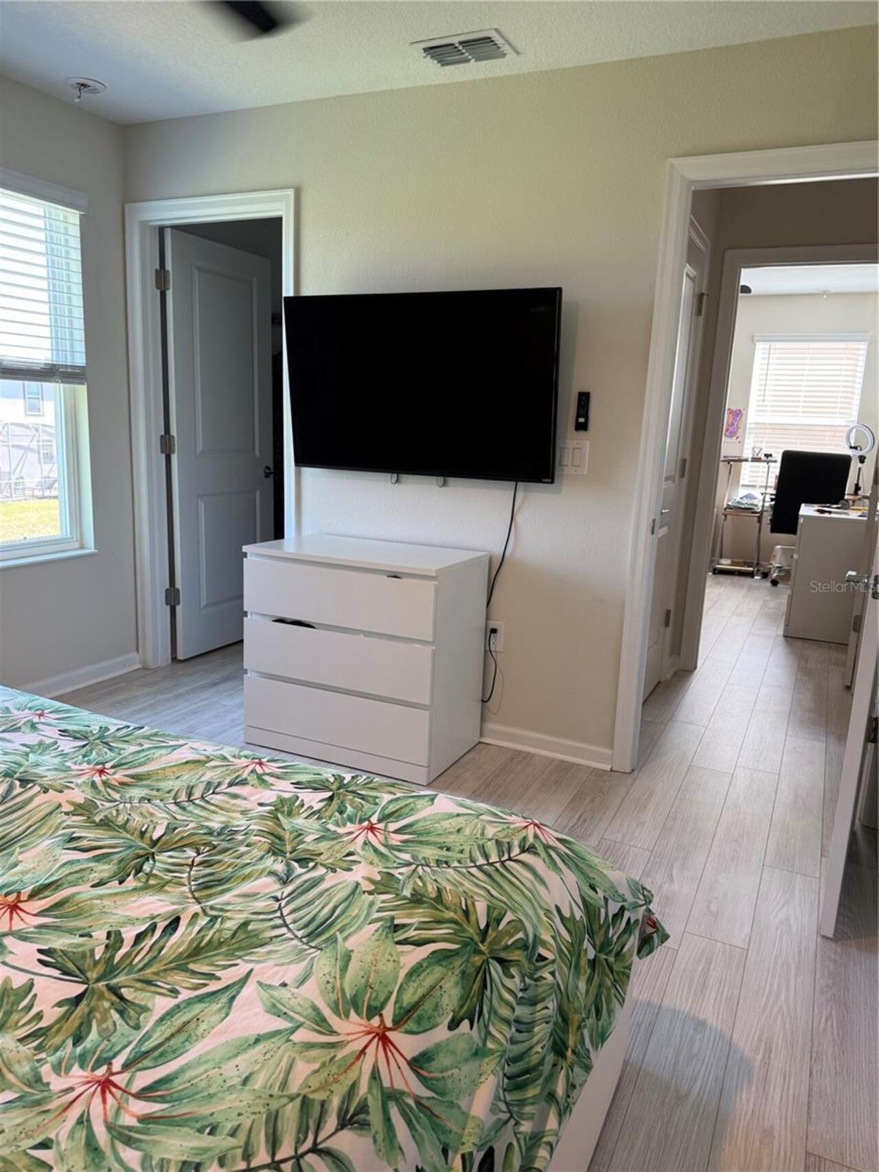 Listing Photo 19