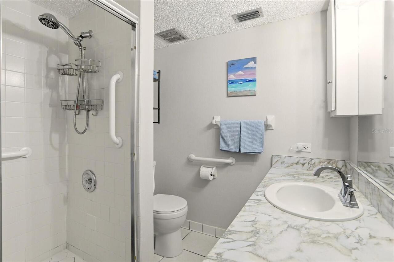 Listing Photo 22
