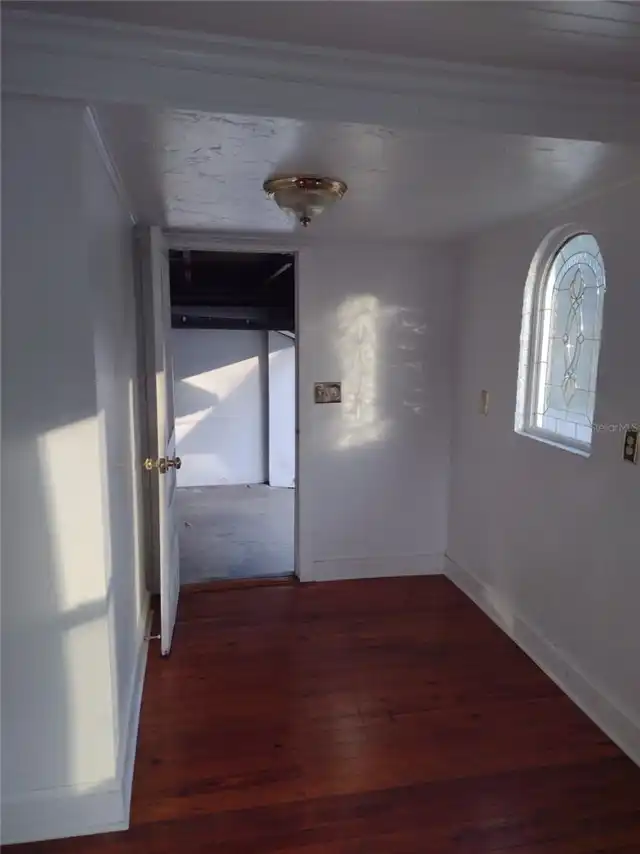 Listing Photo 7