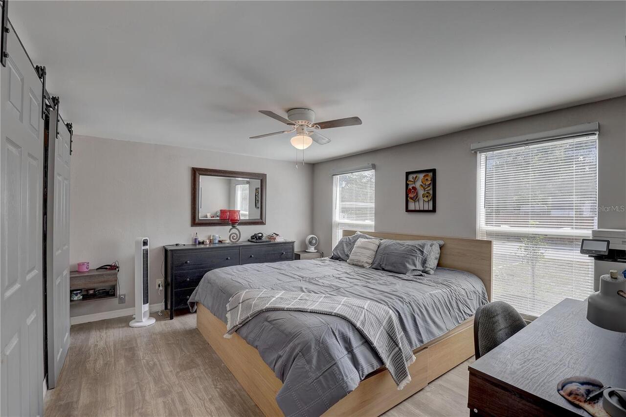 Listing Photo 17