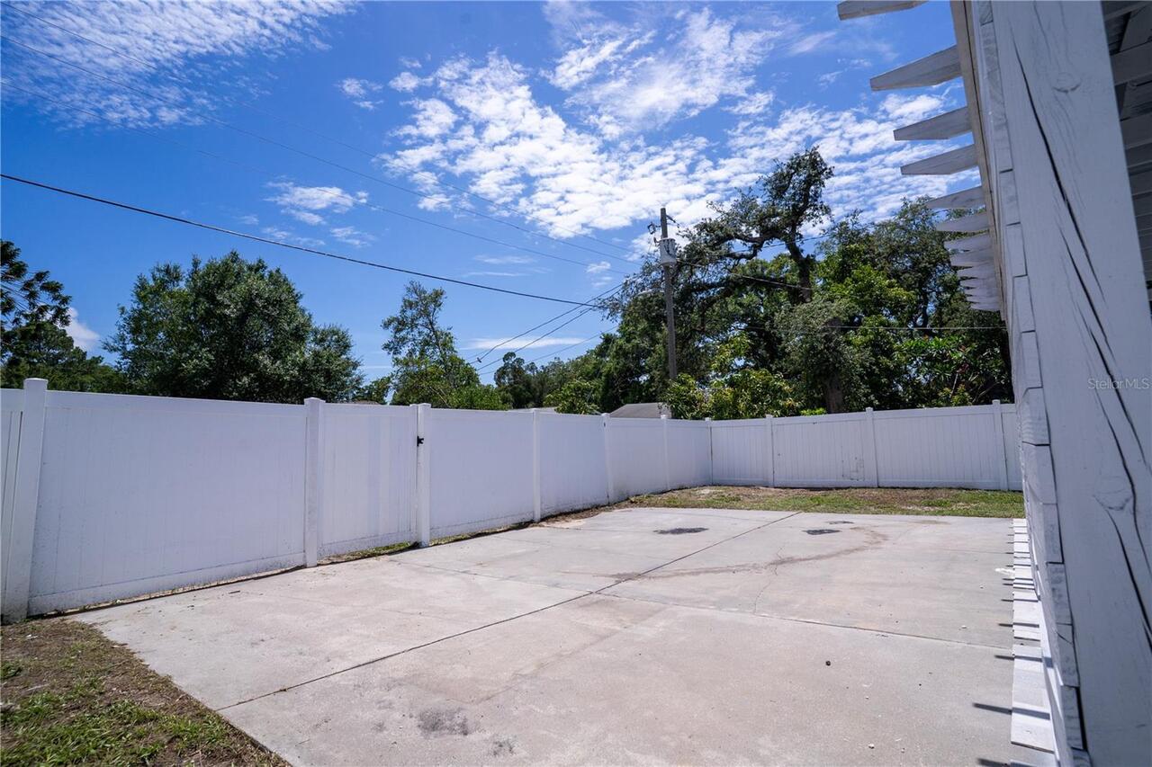 Listing Photo 28
