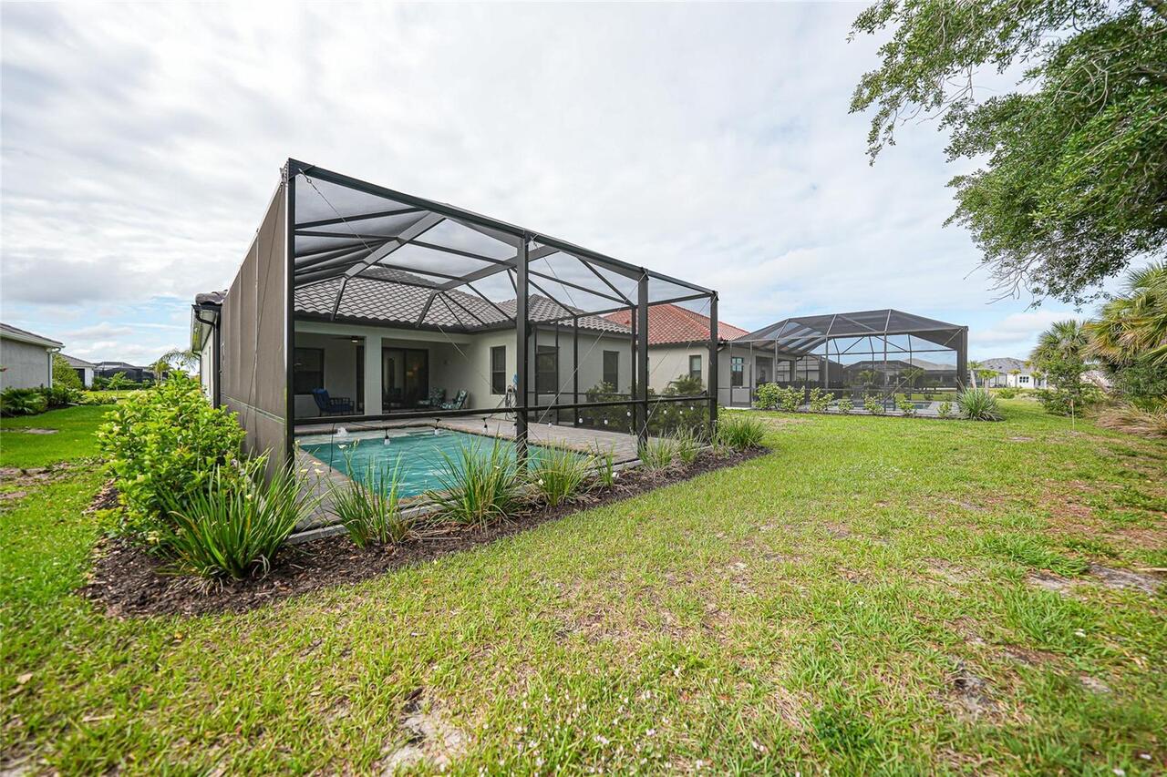 Listing Photo 32