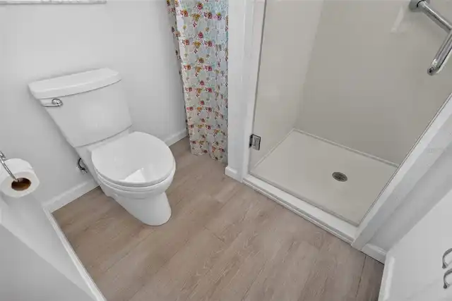 Listing Photo 21