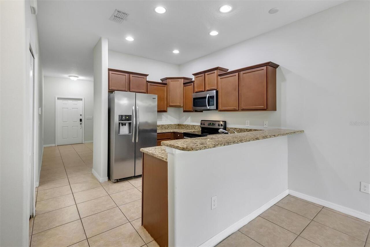 Listing Photo 8