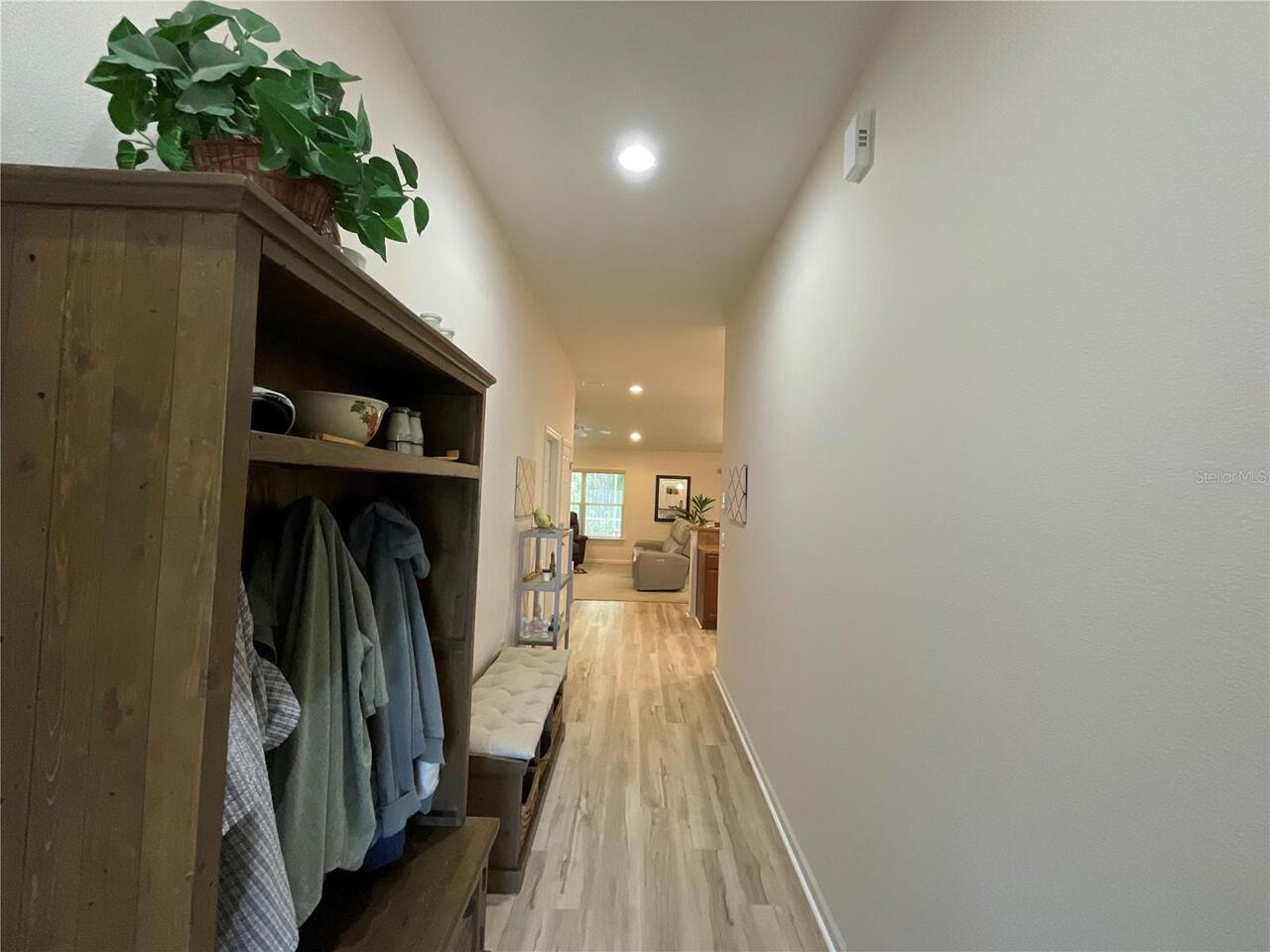 Listing Photo 8