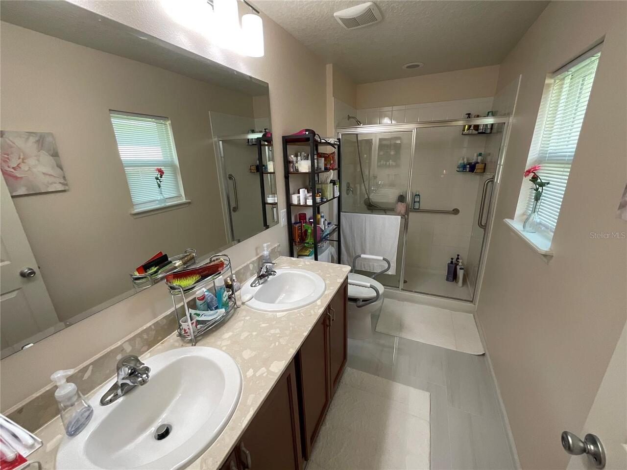 Listing Photo 15