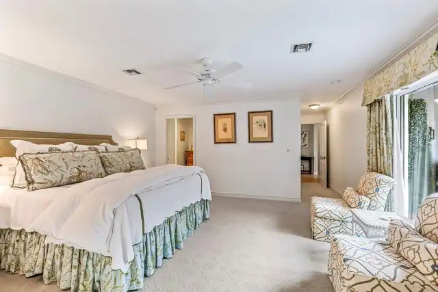 Listing Photo 17