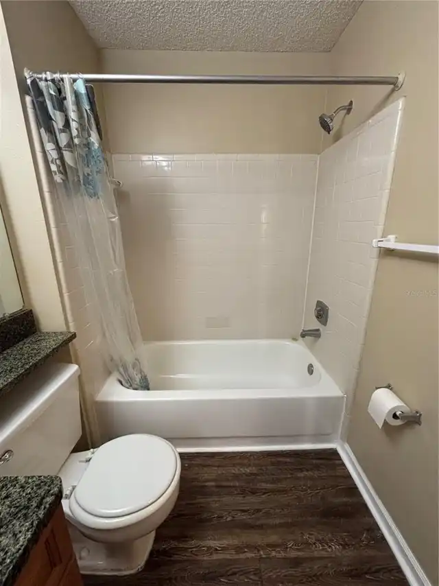 Listing Photo 19
